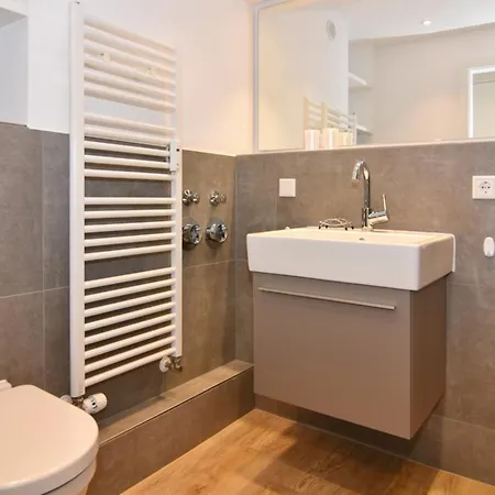 Metropol, Whg 141, Landseite 6og Apartamento *